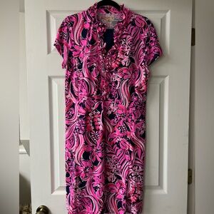 🦩Lilly Pulitzer Luxletic Pink and Navy Swirl Print Ruffle-Trim Dress🦩